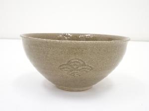 正蔵造　灰釉青海波茶碗